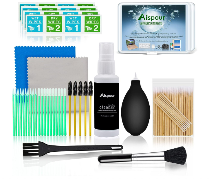 https://brookeromney.com/wp-content/uploads/2022/11/phone-cleaning-kit.png