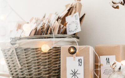 Countdown To Christmas: Creative Advent Calendars for Teens