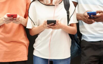 8 Things Teens Need Before Getting a Cell Phone